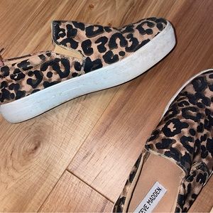 Steven madden slip ons